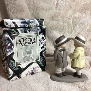 Kim Anderson’s Pretty as a Picture Figurine “Giving You a Gift From My Heart”